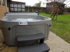 Freeflow Cascina - 4 Person Hot Tub -Pooly Shop cascina 2