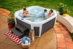 Happy 25 Lounge - 5 Person Hot Tub -Pooly Shop happy 054 pop
