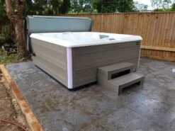 Hot Spring Pulse - 7 Person Hot Tub -Pooly Shop photo 2019 08 08 14 13 13