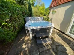 Happy 25 Lounge - 5 Person Hot Tub -Pooly Shop photo 2020 09 15 07 42 47